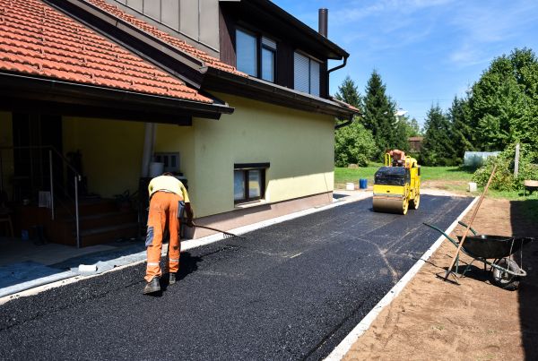 Cost of Blacktopping Service in Lodi